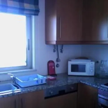 1 Bed Apt With Pool, Sauna, Bbq, Gym. Албуфейра