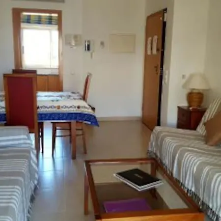1 Bed Apt With Pool, Sauna, Bbq, Gym. Албуфейра